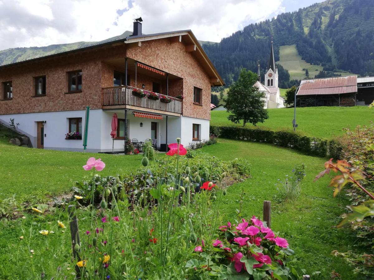 Ferienwohnung Anton Künzler Riezlern Exterior foto